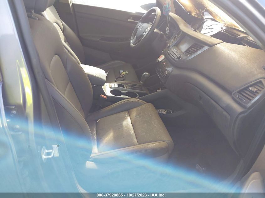 2017 HYUNDAI TUCSON SE PLUS - KM8J33A46HU521691