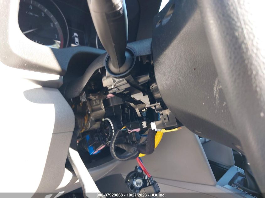 2018 HYUNDAI ELANTRA SEL - 5NPD84LF4JH262965