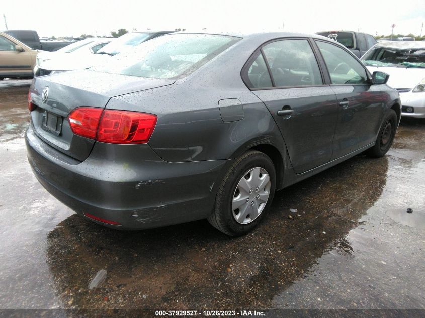 2013 VOLKSWAGEN JETTA SEDAN S - 3VW2K7AJ7DM202319