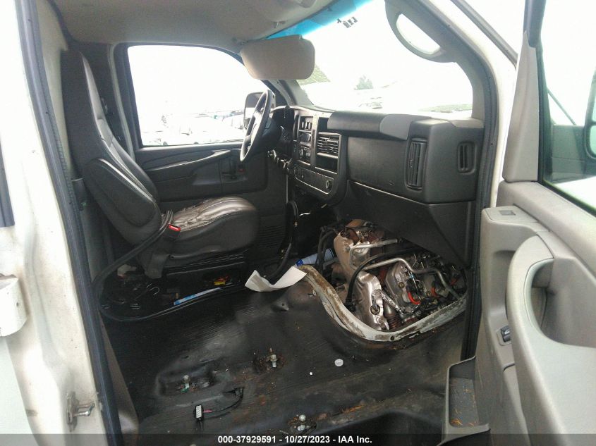 2014 GMC SAVANA 3500 DIESEL 1GTZ7UCL1E1129690