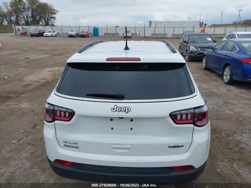 2022 JEEP COMPASS LATITUDE LUX - 3C4NJDFB2NT173077