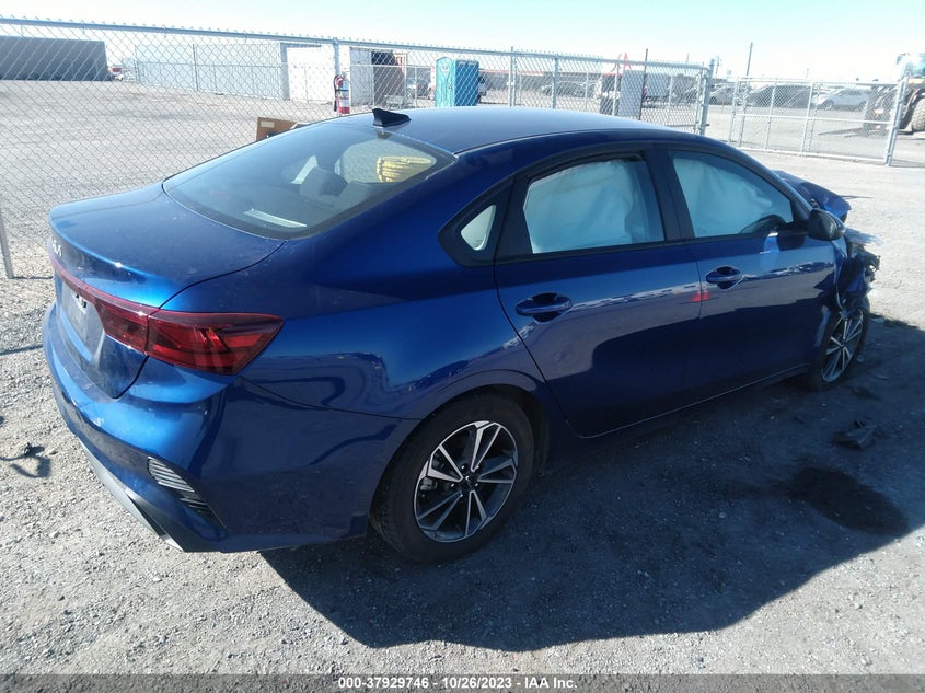 VIN 3KPF24AD0PE595916 2023 KIA FORTE LXS