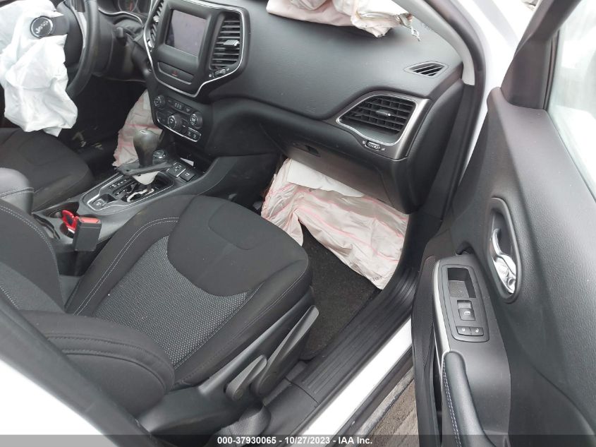 2019 JEEP CHEROKEE LATITUDE - 1C4PJMCB5KD288917