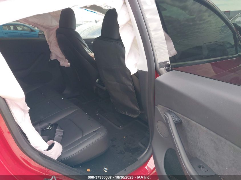 VIN 7SAYGDEE7PA130752 2023 TESLA MODEL Y