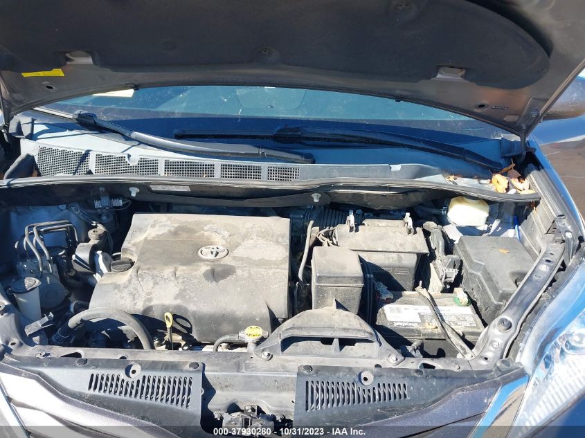 2015 TOYOTA SIENNA LE - 5TDKK3DC7FS610637