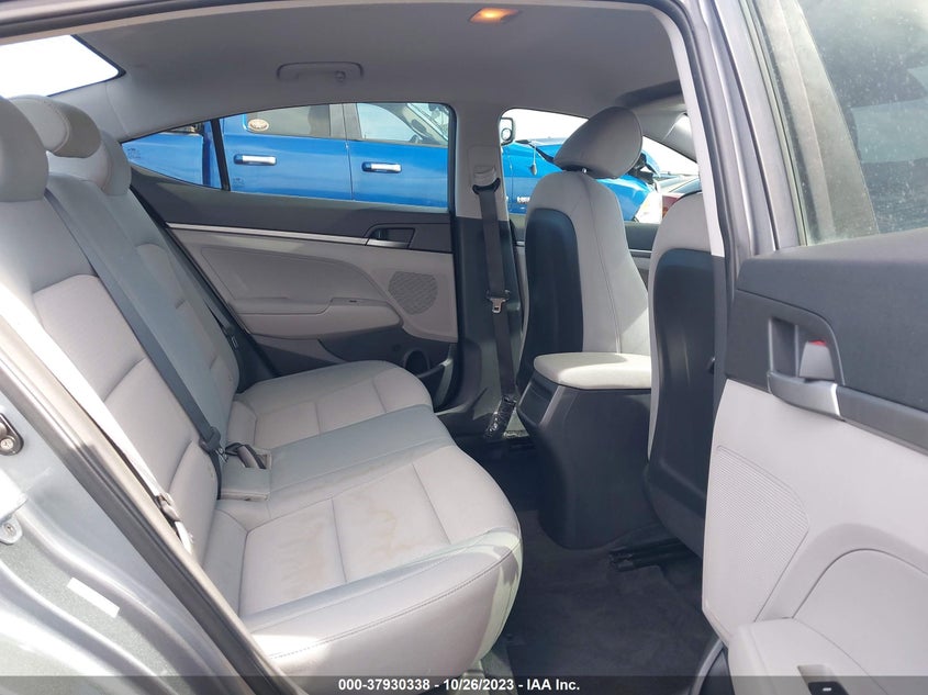 VIN KMHD74LF3HU121772 2017 HYUNDAI ELANTRA SE