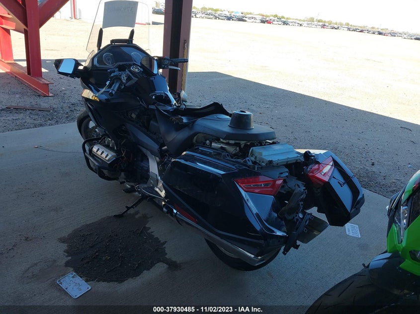 VIN JH2SC7901KK100313 2019 HONDA GL1800
