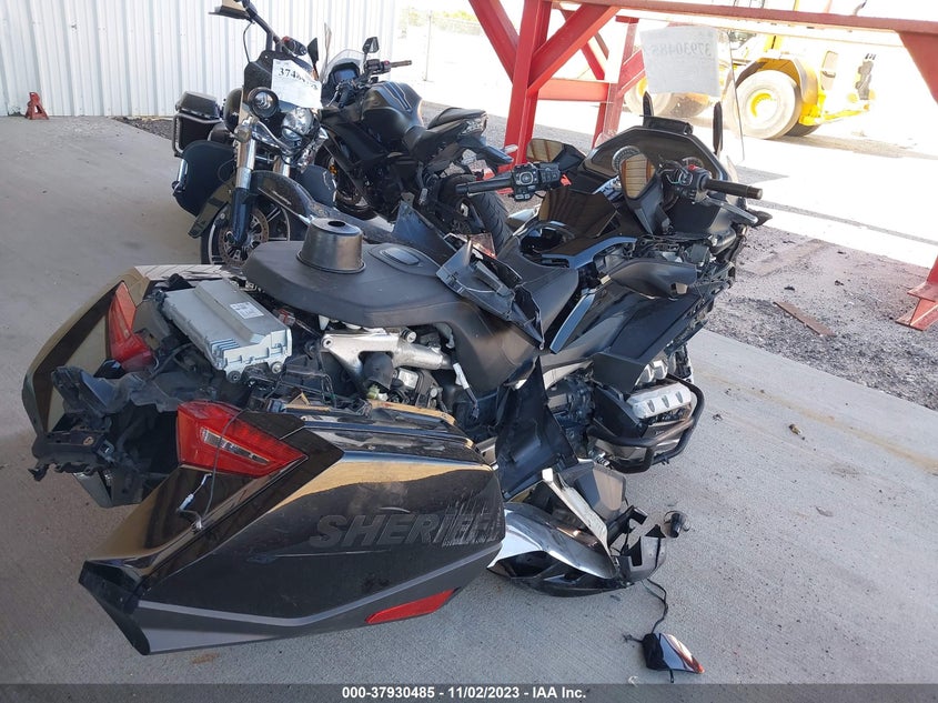 VIN JH2SC7901KK100313 2019 HONDA GL1800