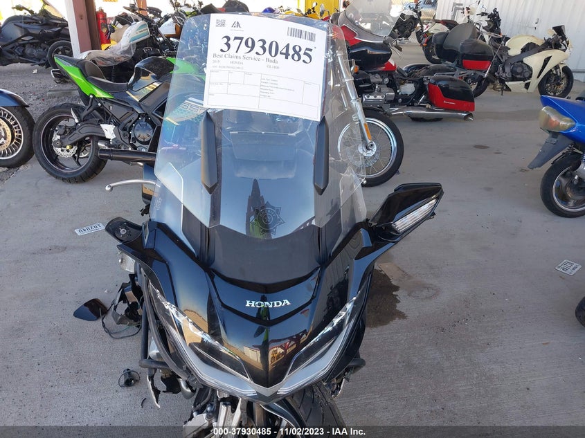 VIN JH2SC7901KK100313 2019 HONDA GL1800