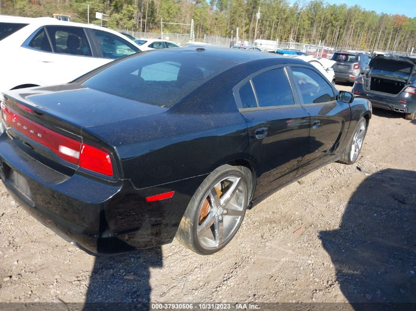 2013 DODGE CHARGER SE - 2C3CDXBGXDH643580