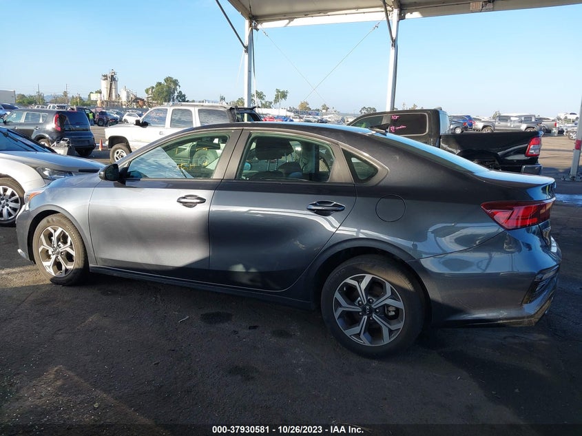 VIN 3KPF24AD3LE217504 2020 KIA FORTE LXS