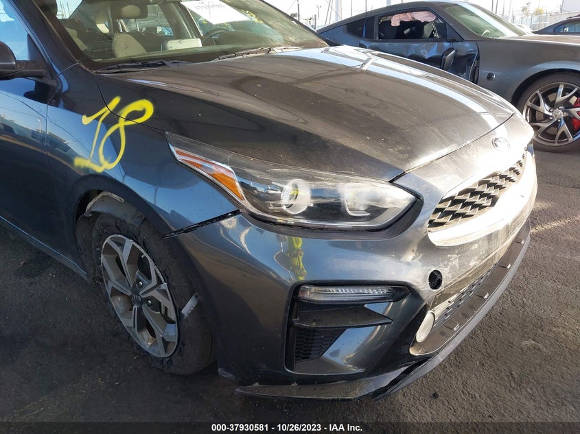 VIN 3KPF24AD3LE217504 2020 KIA FORTE LXS