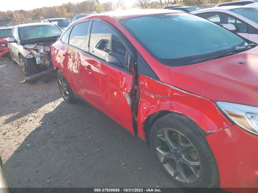 2014 FORD FOCUS SE - 1FADP3F2XEL389281