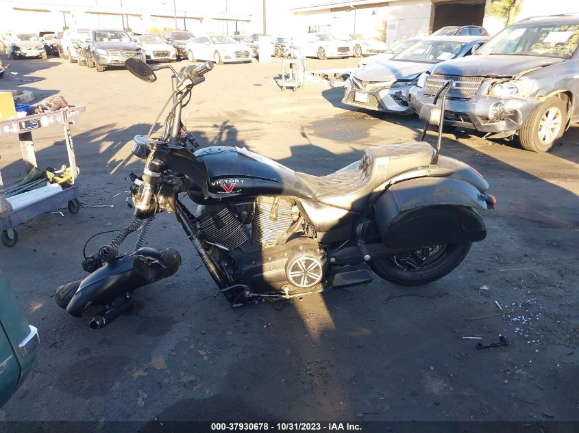 2017 VICTORY MOTORCYCLES HIGH-BALL 5VPCWBAB4H3058261