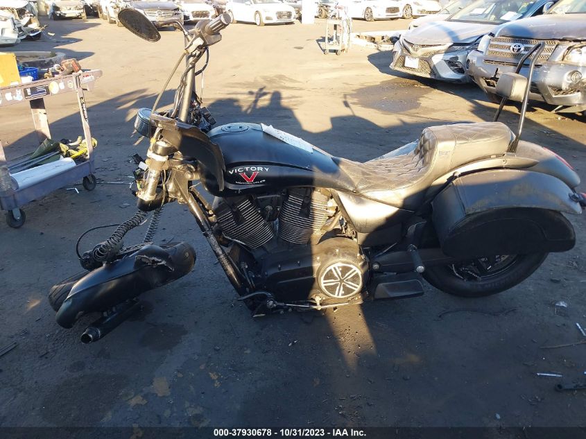 2017 VICTORY MOTORCYCLES HIGH-BALL 5VPCWBAB4H3058261