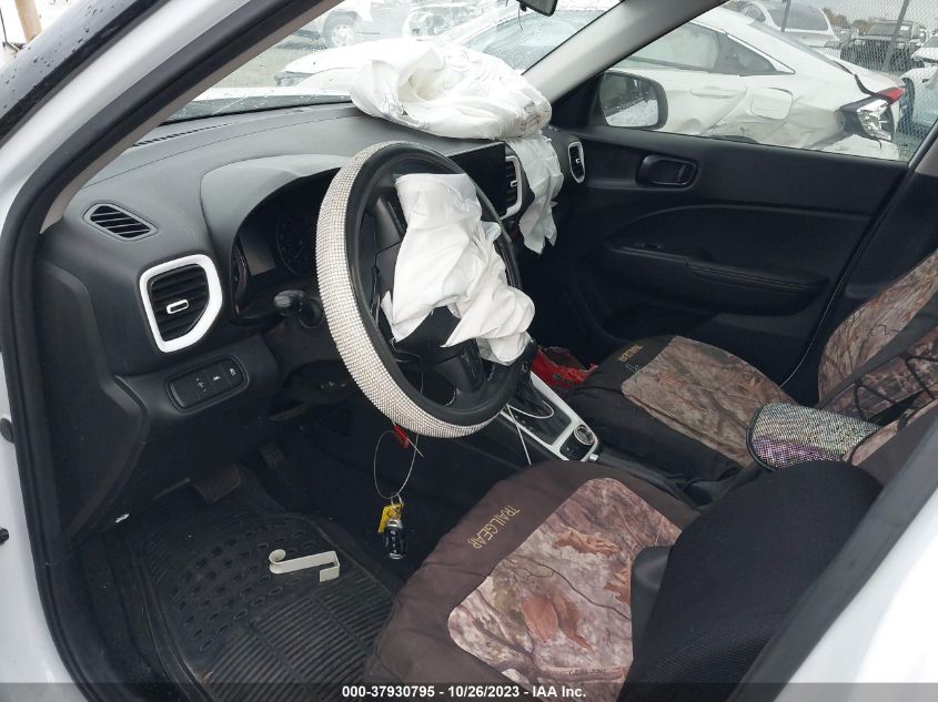 2022 HYUNDAI VENUE LIMITED - KMHRC8A38NU160418
