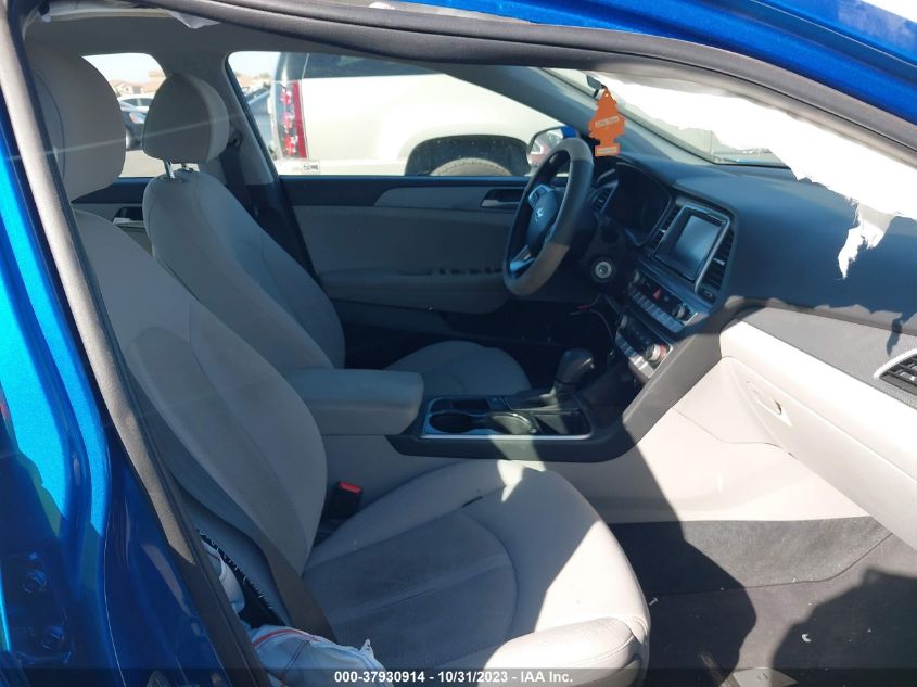 2018 HYUNDAI SONATA SE - 5NPE24AF4JH637360