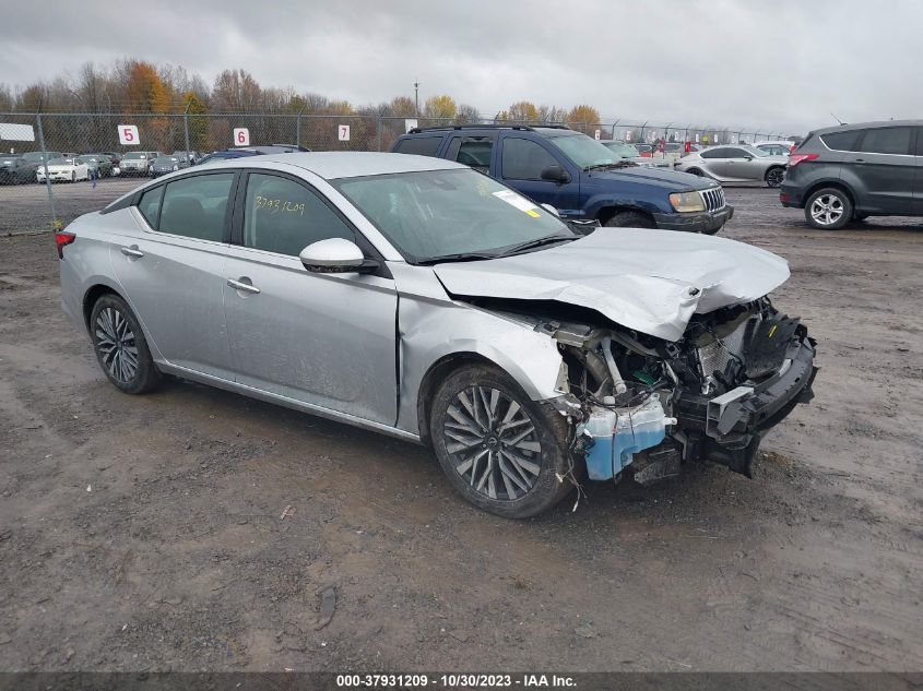 1N4BL4DV9PN332163 Nissan Altima 2.5 SV