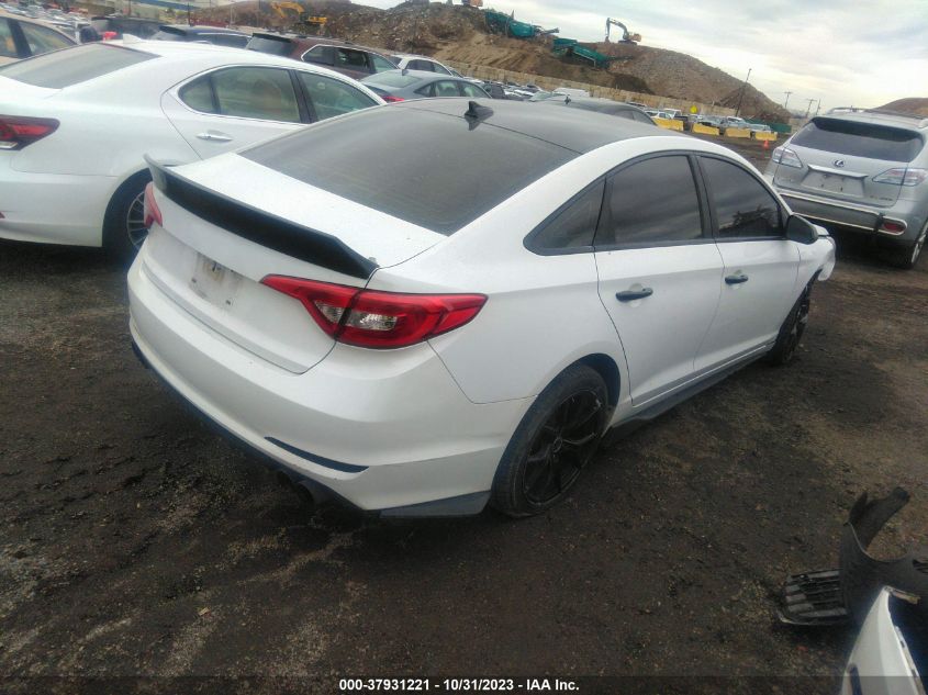 2015 HYUNDAI SONATA 2.4L SE - 5NPE24AF7FH030988