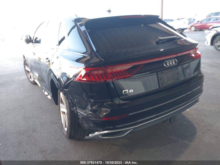 VIN WA1AVAF10KD020007 2019 AUDI Q8 PREMIUM