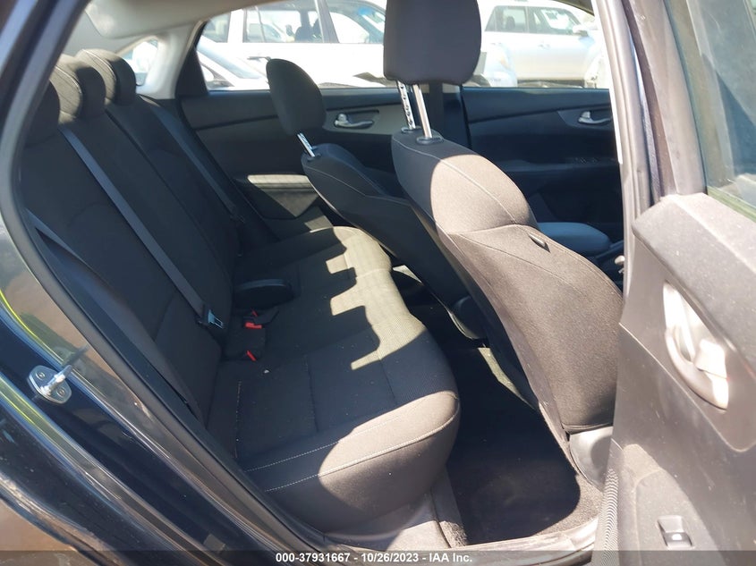 VIN 3KPF24AD0LE231702 2020 KIA FORTE LXS