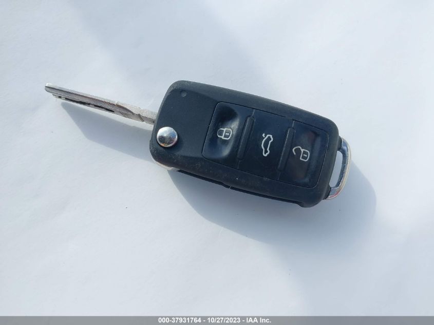 2014 VOLKSWAGEN JETTA SEDAN SE 3VWD17AJ9EM416516