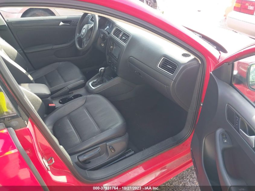2014 VOLKSWAGEN JETTA SEDAN SE 3VWD17AJ9EM416516