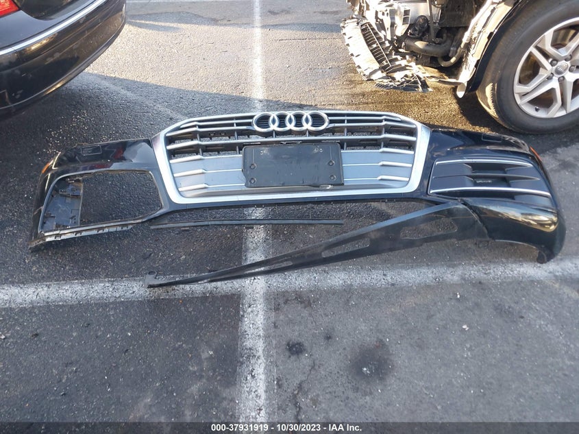 VIN WA1ANAFY1J2233524 2018 AUDI Q5 PREMIUM