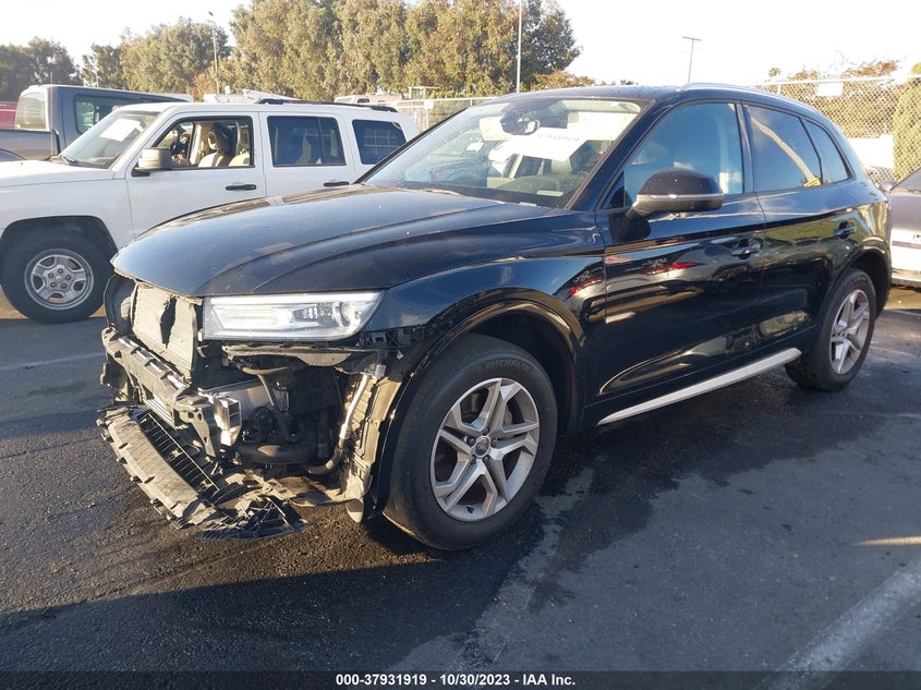 VIN WA1ANAFY1J2233524 2018 AUDI Q5 PREMIUM