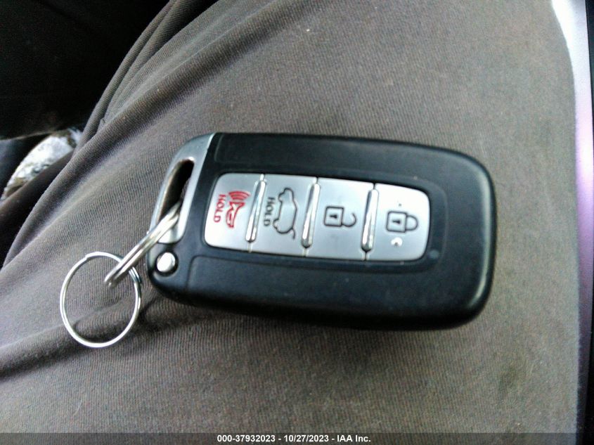 2013 HYUNDAI VELOSTER TURBO W/BLACK INT - KMHTC6AE1DU154339