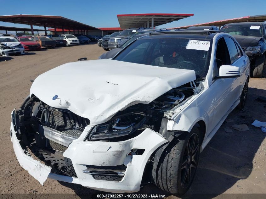 2013 MERCEDES-BENZ C 350 SPORT WDDGF5HB9DG087657