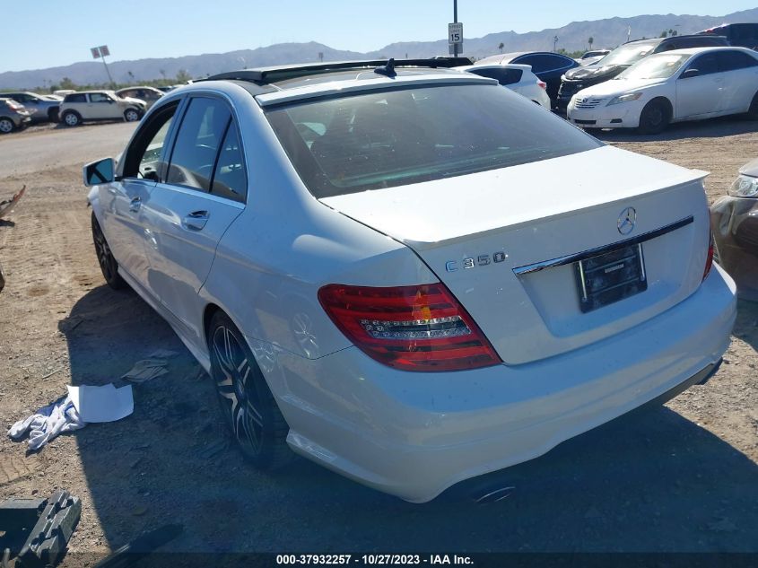 2013 MERCEDES-BENZ C 350 SPORT WDDGF5HB9DG087657