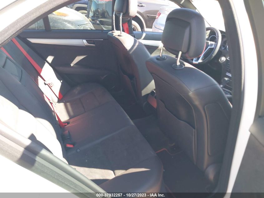 2013 MERCEDES-BENZ C 350 SPORT WDDGF5HB9DG087657