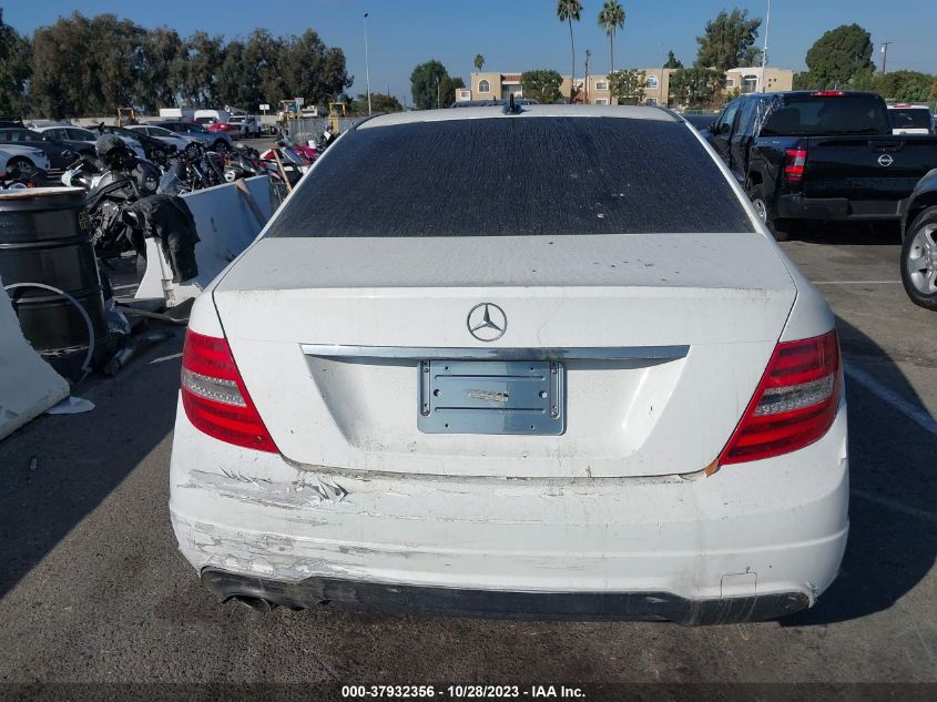 2014 MERCEDES-BENZ C 250 SPORT/LUXURY - WDDGF4HB2ER314767