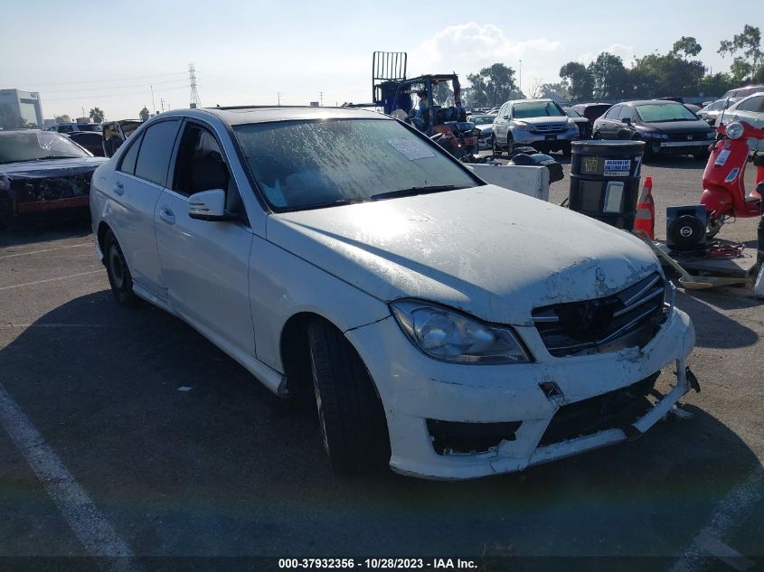 2014 MERCEDES-BENZ C 250 SPORT/LUXURY - WDDGF4HB2ER314767