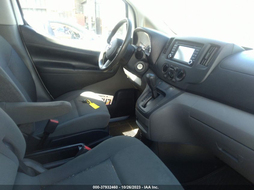 2017 NISSAN NV200 SV - 3N6CM0KN6HK692907