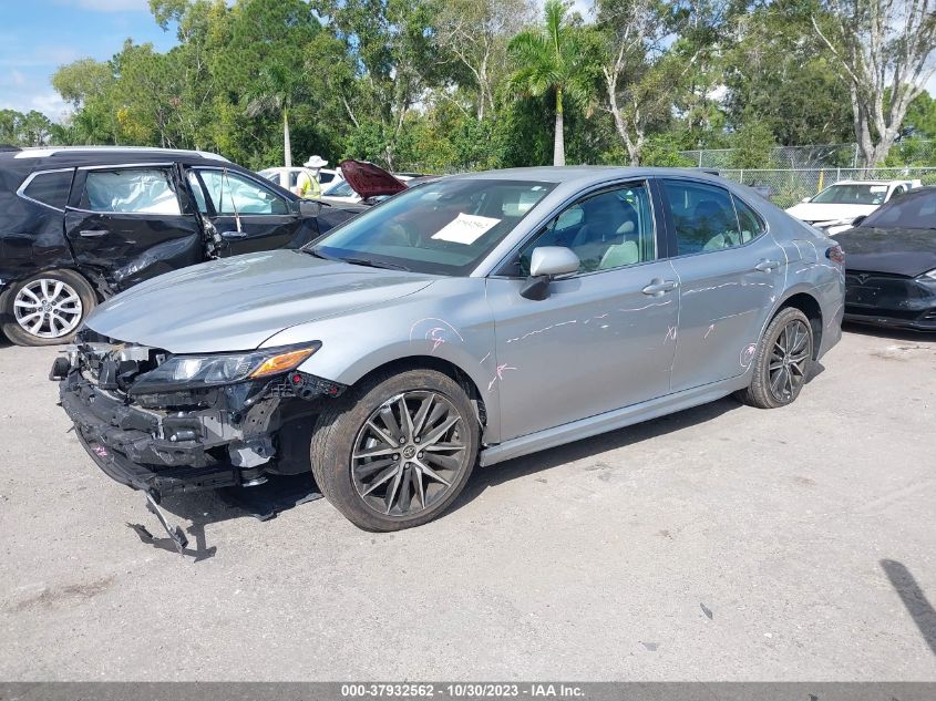2022 TOYOTA CAMRY SE/SE NIGHT SHADE - 4T1G11AK6NU652165