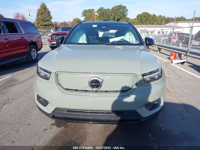 2021 VOLVO XC40 RECHARGE PURE ELECTRIC P8 - YV4ED3URXM2528365