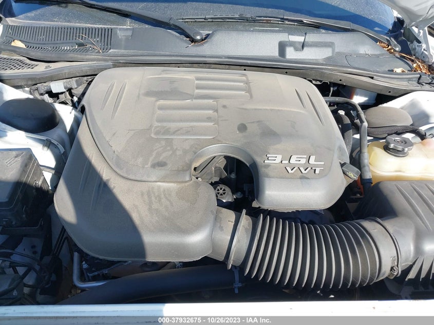 VIN 2C3CDZAG7JH216933 2018 DODGE CHALLENGER SXT