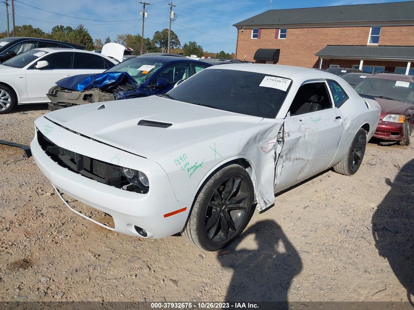 VIN 2C3CDZAG7JH216933 2018 DODGE CHALLENGER SXT