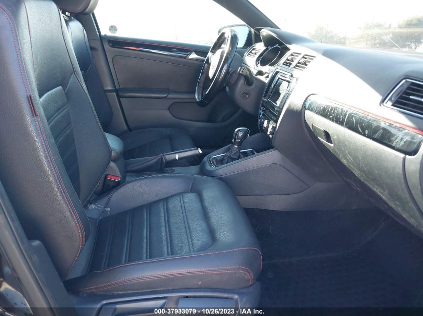 2017 VOLKSWAGEN JETTA GLI - 3VW4T7AJ1HM333371