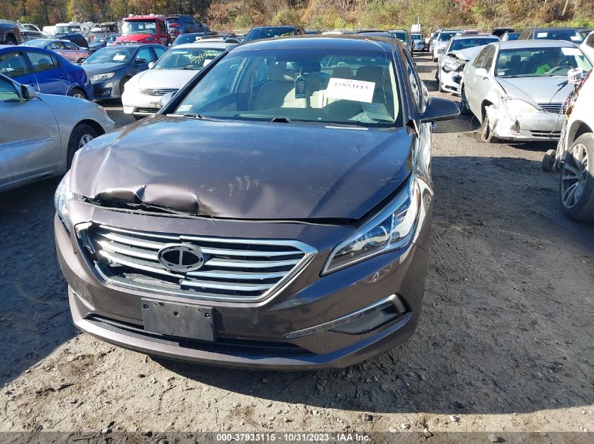 2015 HYUNDAI SONATA 2.4L SE - 5NPE24AFXFH216038