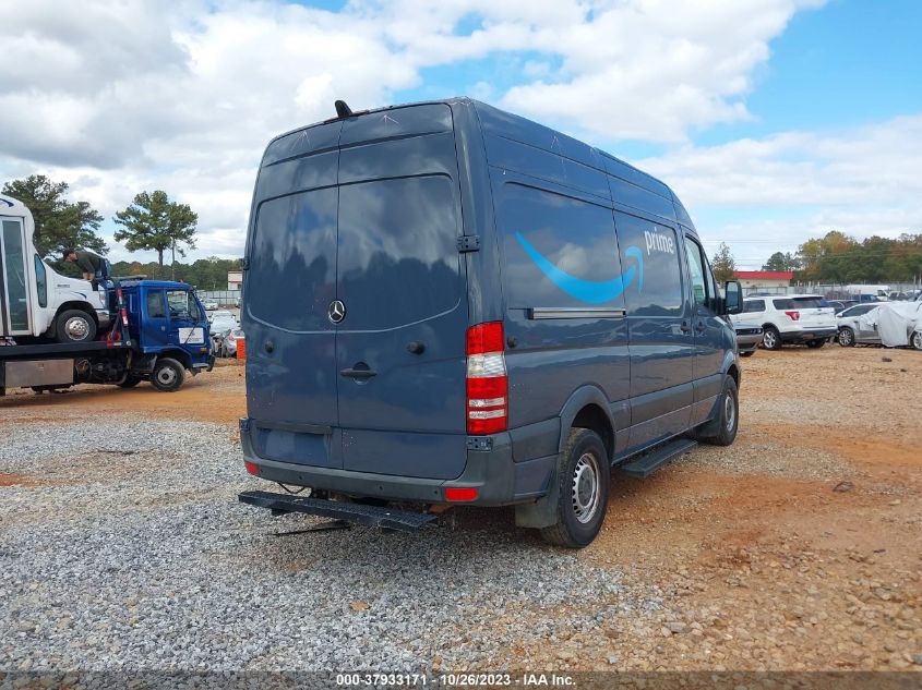 2018 MERCEDES-BENZ SPRINTER CARGO VAN WD3PE7CDXJP645944