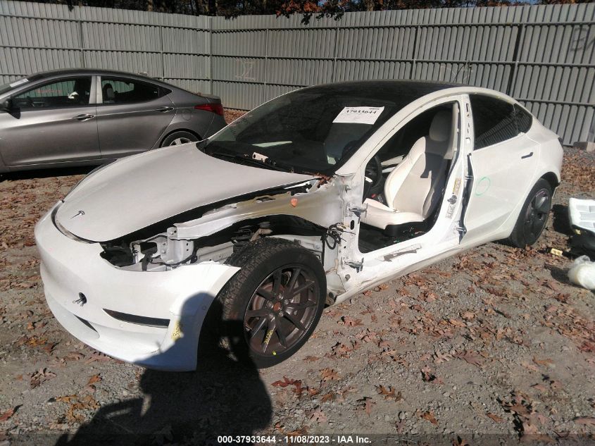 2022 TESLA MODEL 3 - 5YJ3E1EA7NF121106