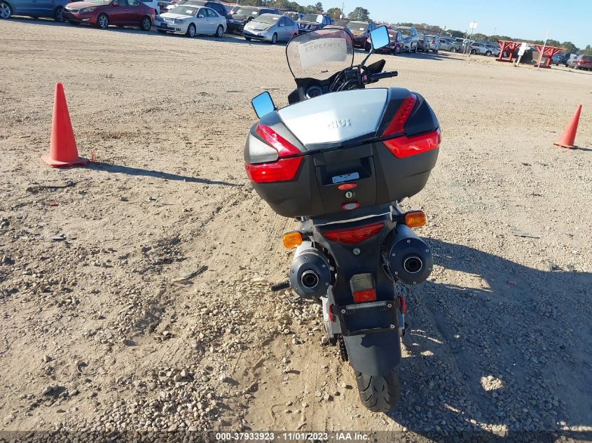 2002 SUZUKI DL1000 - JS1VT53A622100152