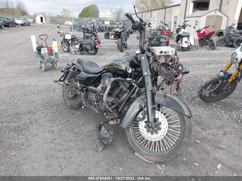 2011 HARLEY-DAVIDSON FLTRX - 1HD1KH414BB648043