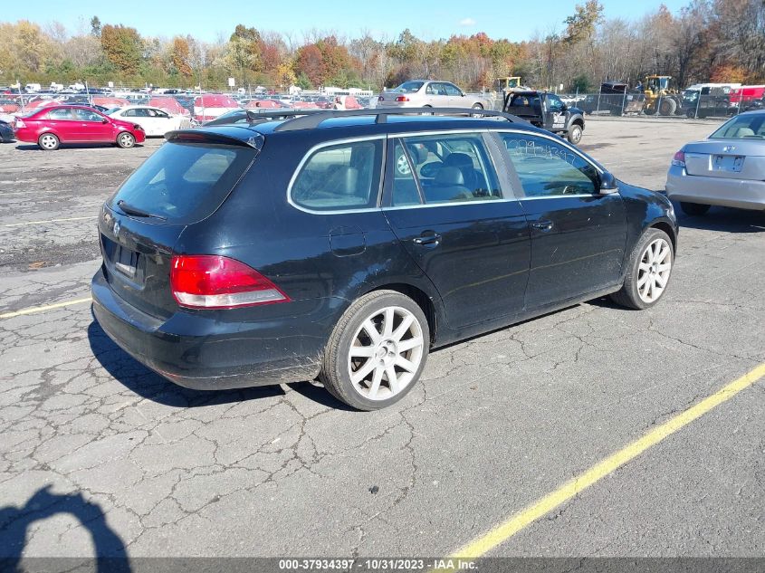 2014 VOLKSWAGEN JETTA SPORTWAGEN TDI - 3VWML7AJ7EM611251