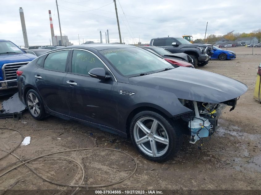 2019 KIA OPTIMA S - 5XXGT4L33KG325875