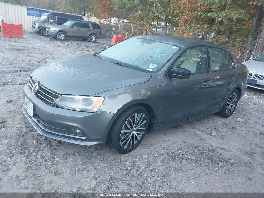 2016 VOLKSWAGEN JETTA SEDAN 1.8T SPORT - 3VWD17AJ0GM368021