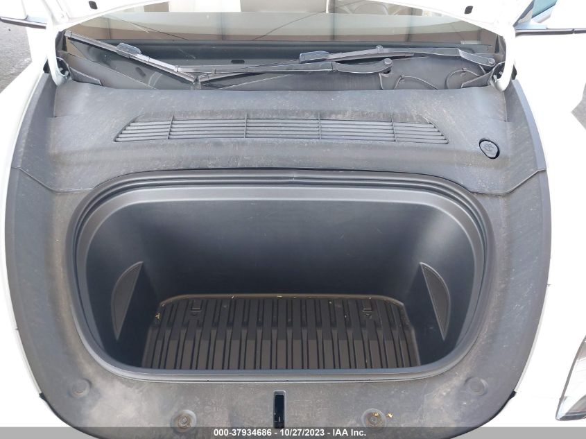 VIN 7SAYGDEEXPF591334 2023 TESLA MODEL Y